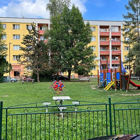 Simcity I Free Parking 24H Self Check-In Банська Бистриця Екстер'єр фото